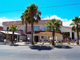 Triton Hotel