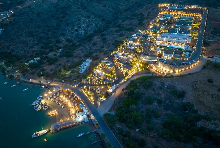 Royal Marmin Bay Boutique & Art Hotel