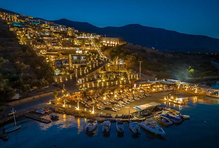 Royal Marmin Bay Boutique & Art Hotel