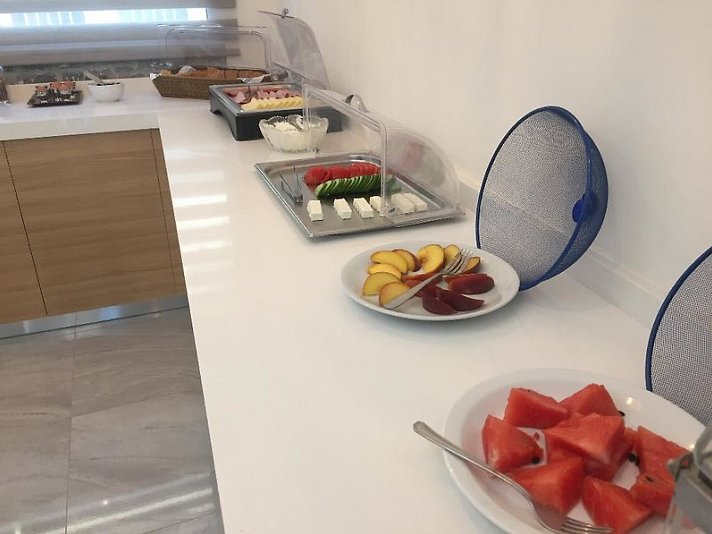 Voula Hotel & Apartments