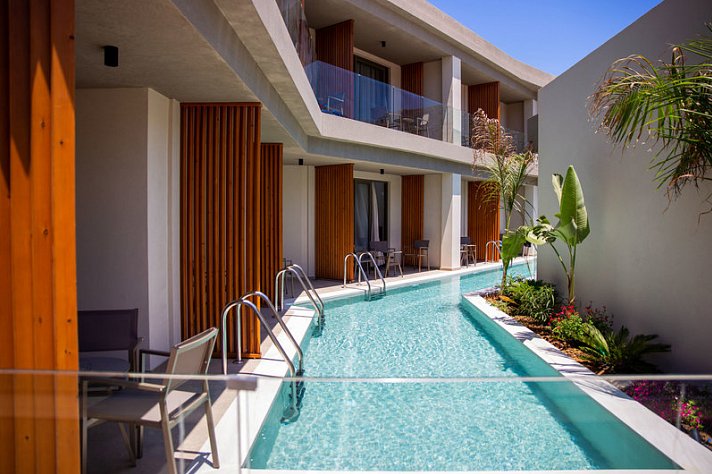 Sunset Hotel Bali