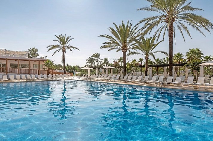 Cala Llenya Resort Ibiza