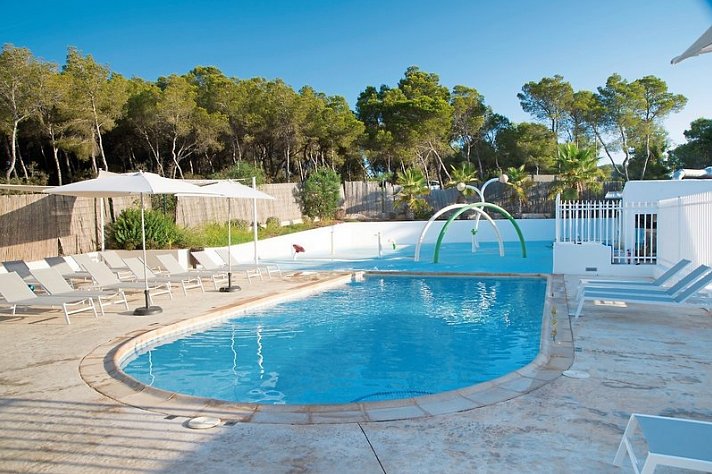 Cala Llenya Resort Ibiza