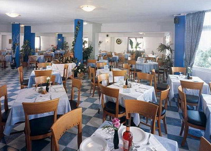 Corali Hotel