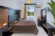 Corali Hotel