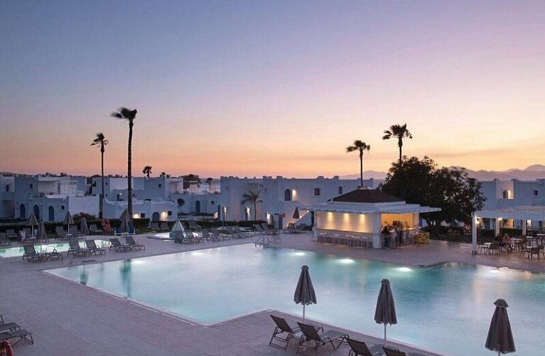 Aeolos Beach Hotel