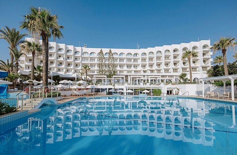 Golden Coast Beach Hotel