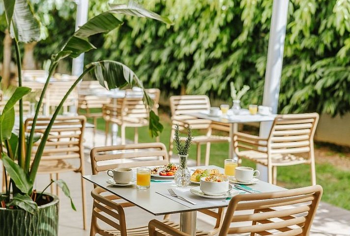 Nissi Park Hotel