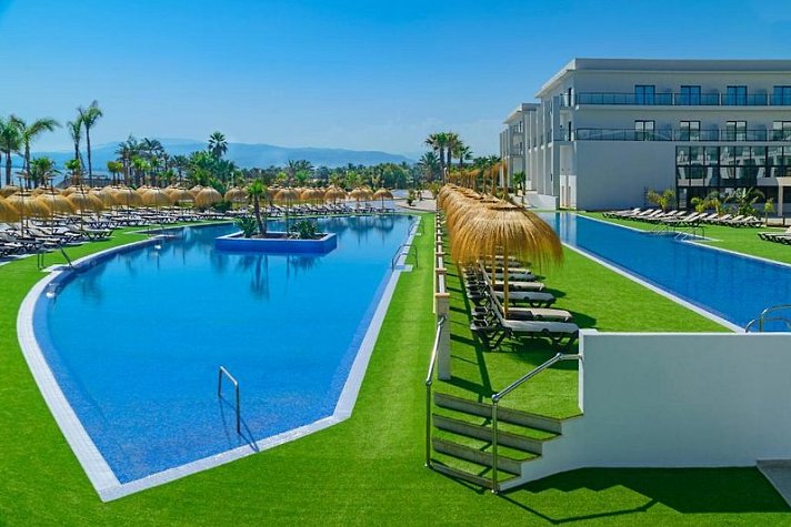 Cabogata Beach Hotel & Spa