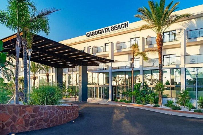 Cabogata Beach Hotel & Spa