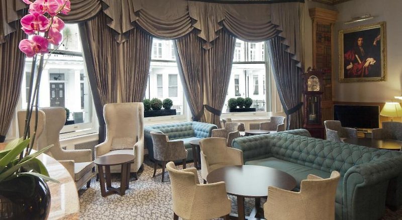 Strathmore Hotel by Gem Hotels