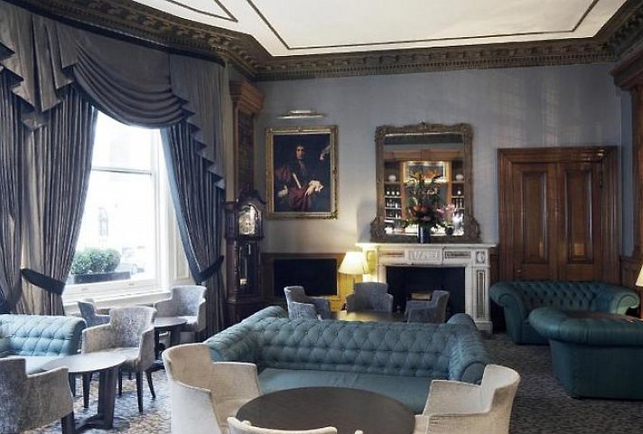 Strathmore Hotel by Gem Hotels