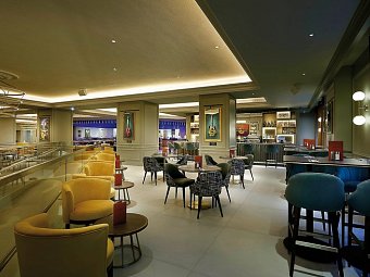 The Cumberland Hotel