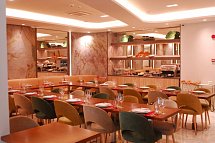 The 7 Hotel