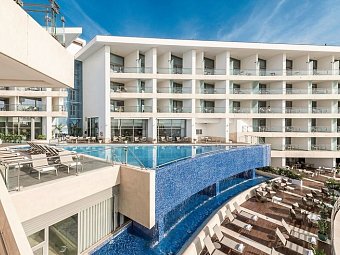 Sesimbra Oceanfront Hotel