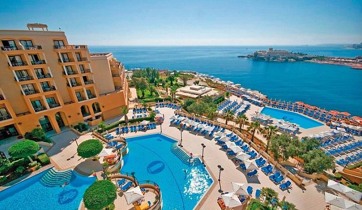 Corinthia St. George's Bay