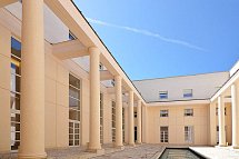 Palazzo Esedra