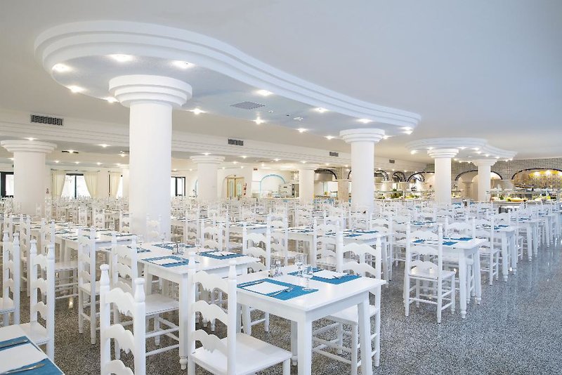 Club Hotel Marina Beach