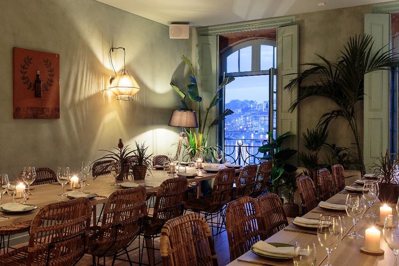 The House of Sandeman - Hostel & Suites