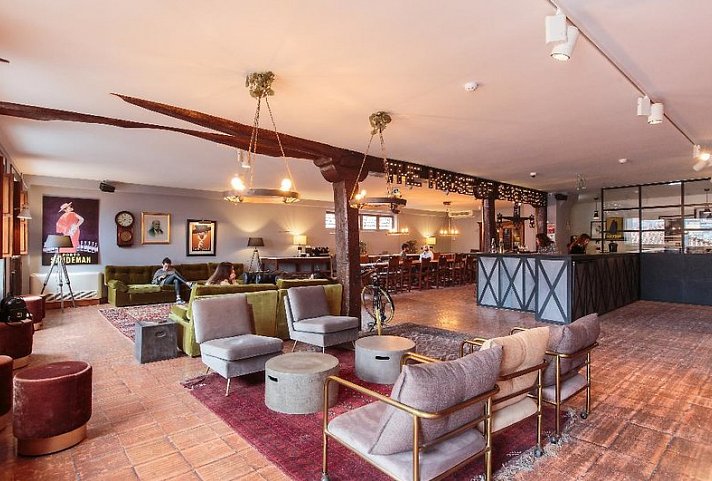 The House of Sandeman - Hostel & Suites