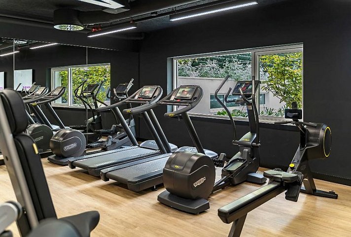 YOTEL PORTO