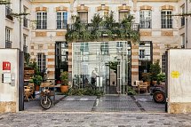 Kube Hotel