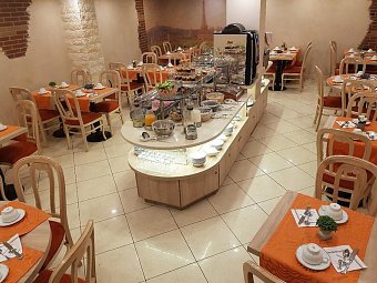 Hotel Champerret-Elysees