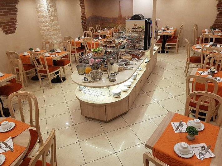 Hotel Champerret-Elysees