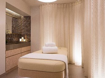 Le Tsuba Hotel