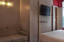 Hôtel Flanelles Paris Gare du Nord