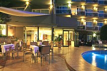 BQ Augusta Hotel