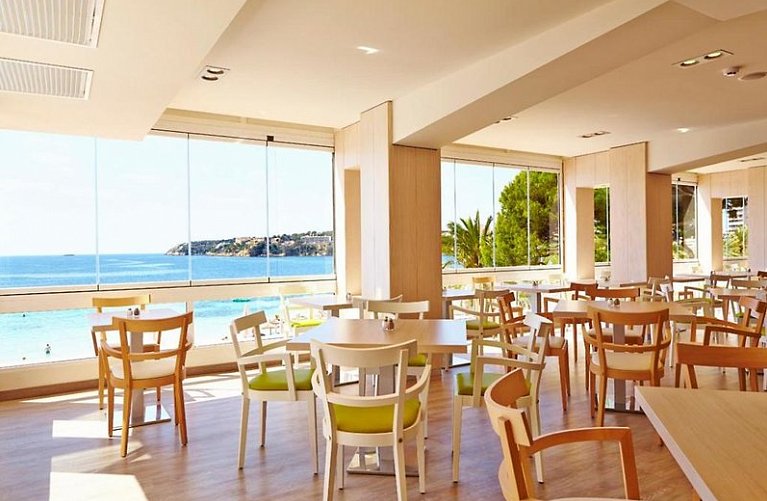 Flamboyan Caribe & Spa