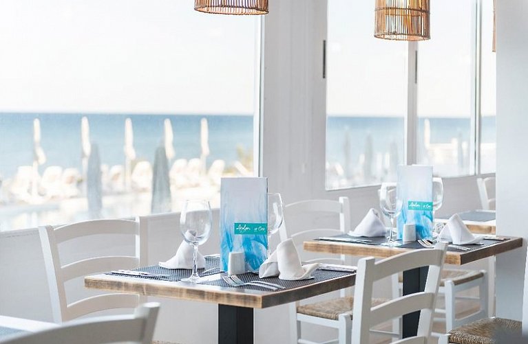 Atolón & Kaafu Beach Club