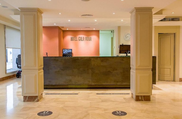 Hotel Cala Bona