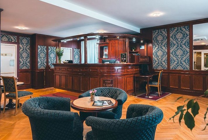 Elysee Hotel