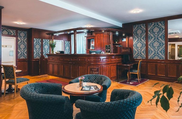 Elysee Hotel