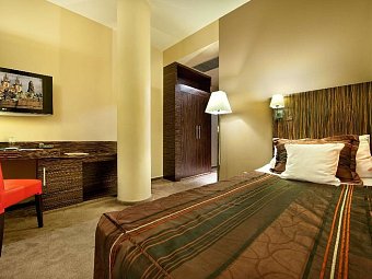 EA Hotel Crystal Palace