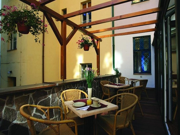 Anna Hotel