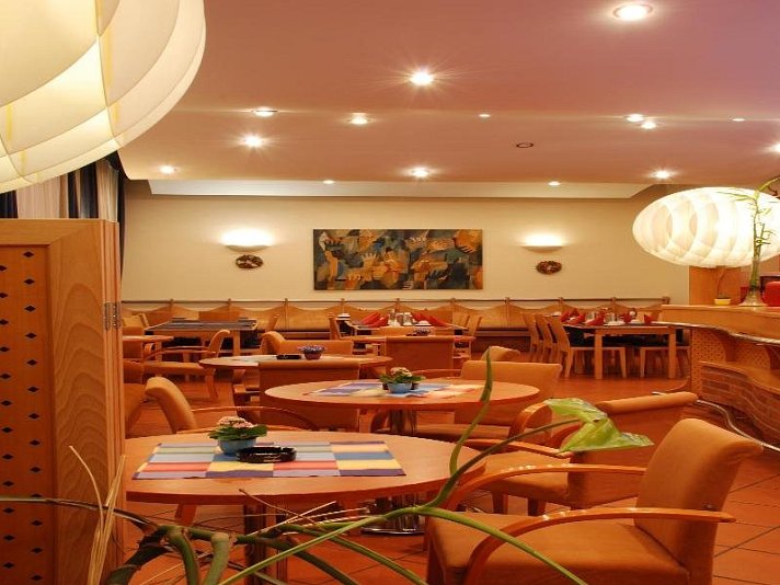 EA Hotel Tosca