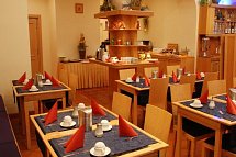 EA Hotel Tosca