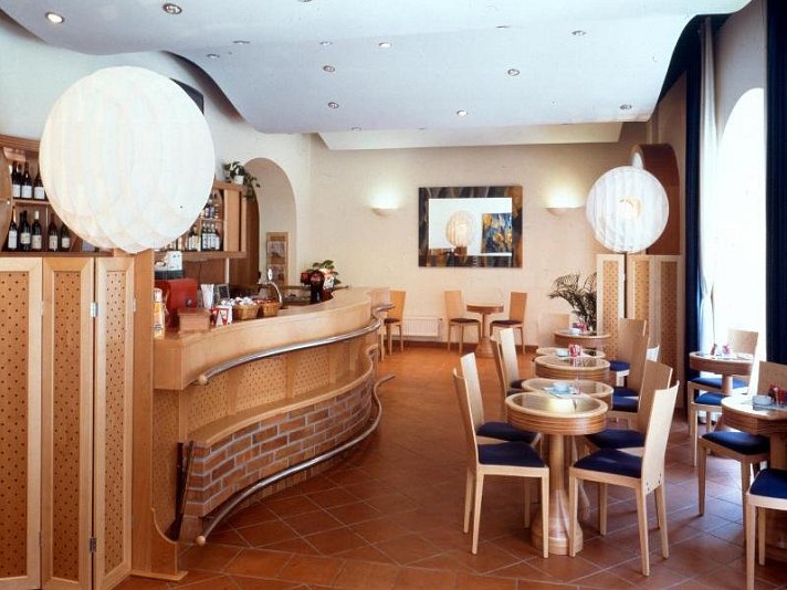 EA Hotel Tosca