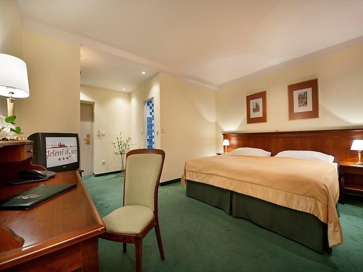 EA Hotel Jeleni dvur Prague Castle