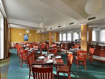 EA Hotel Populus