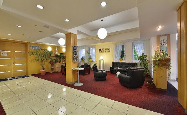 EA Hotel Populus