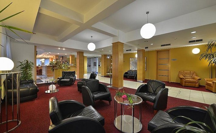 EA Hotel Populus