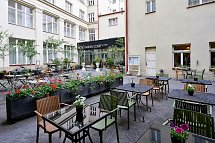 Hotel Garden Court