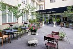 Hotel Garden Court
