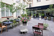 Hotel Garden Court