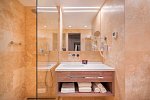 Hotel CUBE