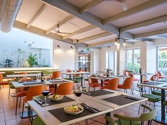 Oassium Hotel At Estival Park